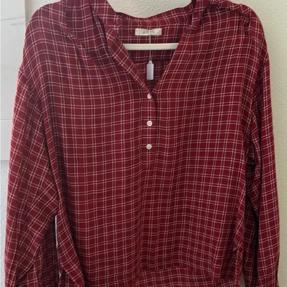 Doen Scarlet Checkered Button Down Shirt - Picture 3 of 4
